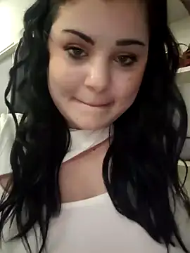 BustyMadison online show from January 26, 1:04 pm