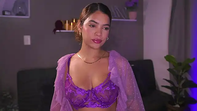 Snapshot of HannahEvanss chatting on October 1, 8:26 pm HannahEvanss online show from October 1, 8:26 pm