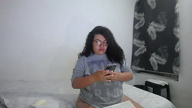 Snapshot of mabigomez00 chatting on April 15, 9:16 am mabigomez00 online show from April 15, 9:16 am