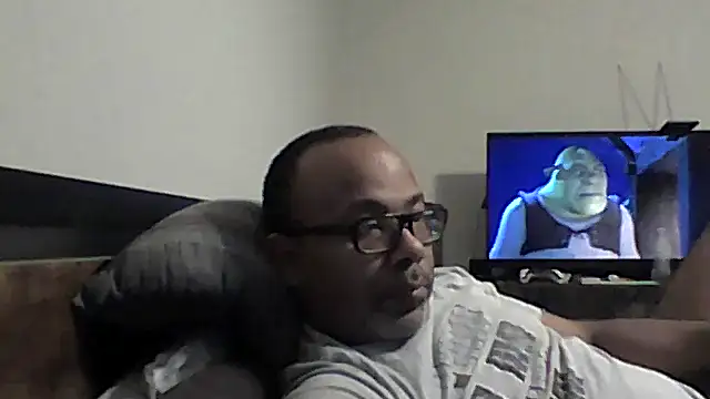 dababyboii online show from March 26, 7:47 am