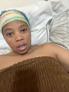 Snapshot of cherrybabe76 chatting on December 2, 8:30 am cherrybabe76 online show from December 2, 8:30 am