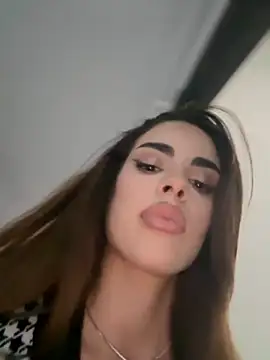 Snapshot of Arabian_beauty chatting on October 24, 7:27 am Arabian beauty online show from October 24, 7:27 am