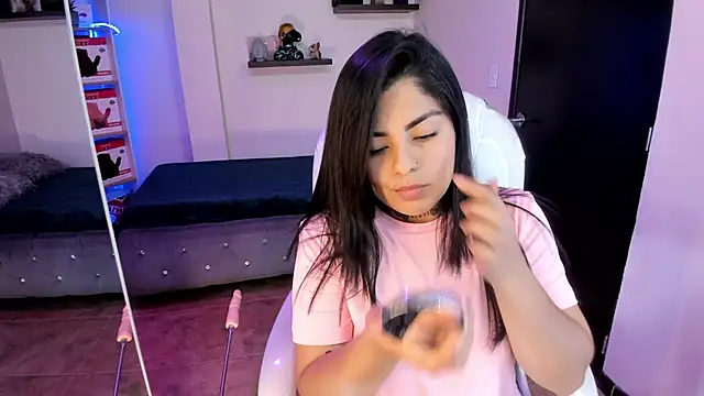 Catalinaa martinez online show from February 10, 7:49 pm