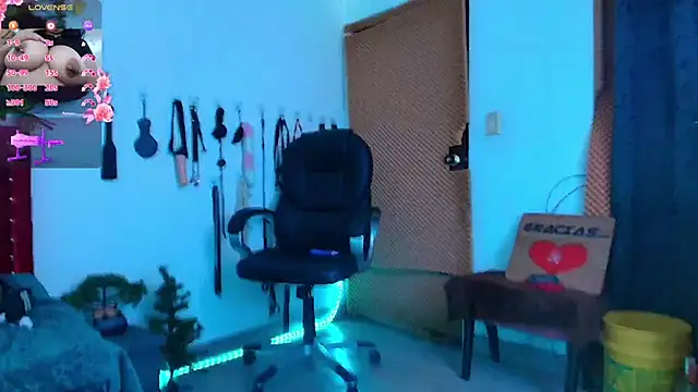 elektra 32 online show from February 3, 6:40 am