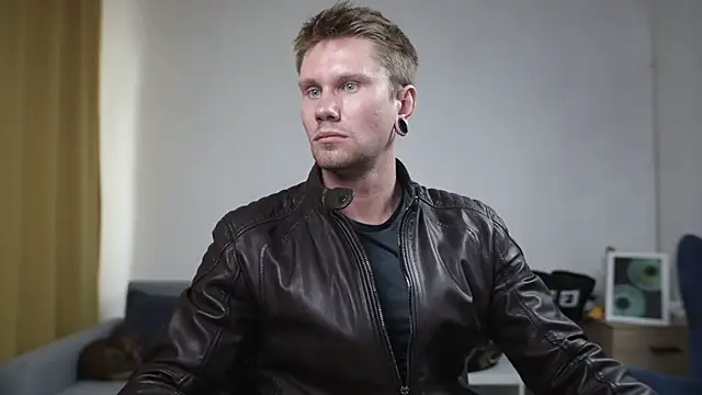 Snapshot of kevin-park chatting on September 22, 12:51 pm kevin-park online show from September 22, 12:51 pm