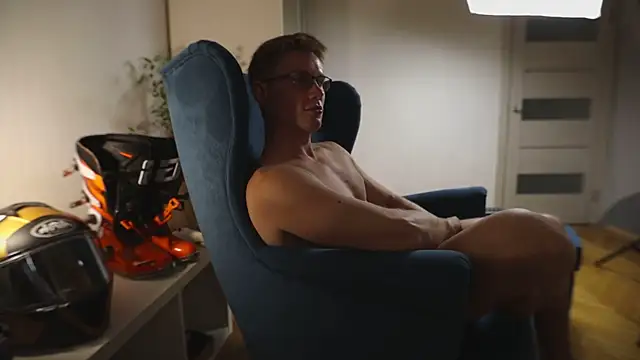 Snapshot of kevin-park chatting on October 10, 10:25 am kevin-park online show from October 10, 10:25 am