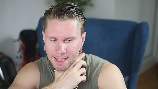 Snapshot of kevin-park chatting on October 16, 7:09 am kevin-park online show from October 16, 7:09 am