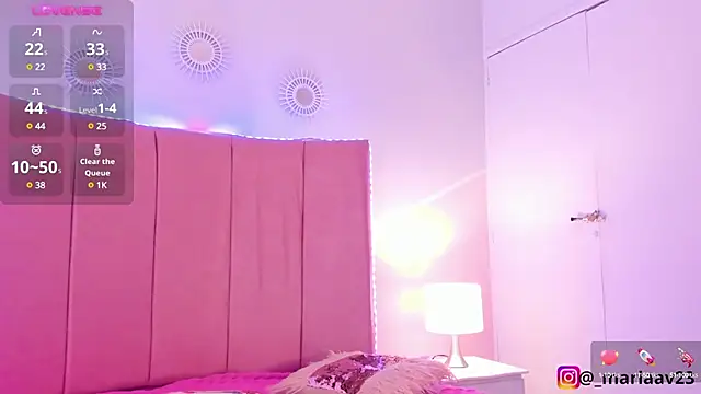 sofia castrillon online show from December 18, 4:09 am