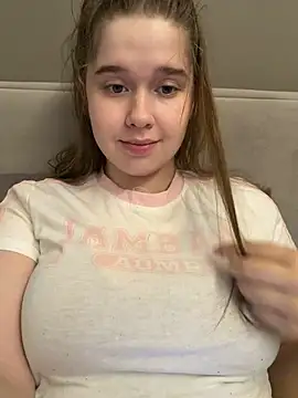 HornyGirlH online show from August 1, 11:58 pm