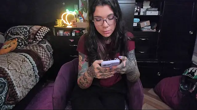 Lilmarieee online show from January 23, 12:57 am