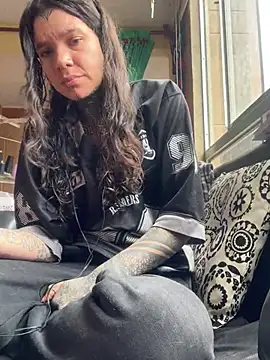 Lilmarieee online show from February 26, 2:04 am