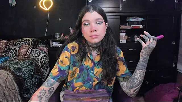 Lilmarieee online show from March 12, 10:28 pm