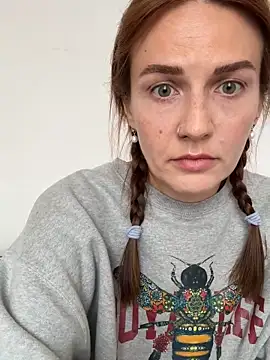 Snapshot of BritneyHall chatting on October 16, 7:20 am BritneyHall online show from October 16, 7:20 am