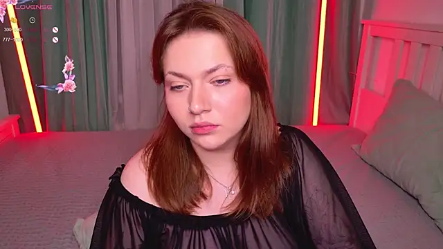 Evahadson online show from November 28, 7:49 pm