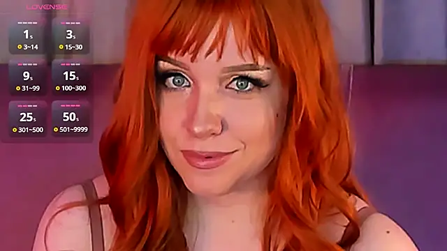 Snapshot of RoseRoxy chatting on October 16, 8:26 am RoseRoxy online show from October 16, 8:26 am