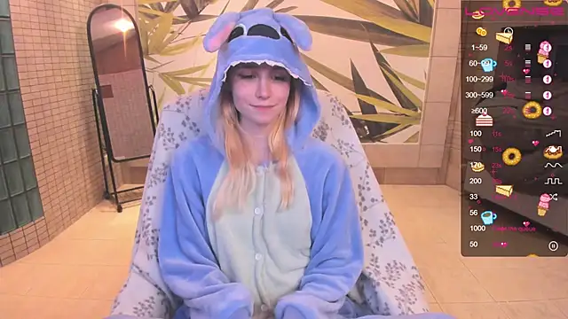 Snapshot of fleximona chatting on February 22, 9:24 pm fleximona online show from February 22, 9:24 pm