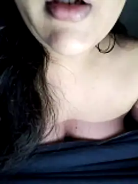 Annerae online show from March 4, 2:23 pm