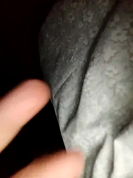 Annerae online show from March 11, 6:25 pm