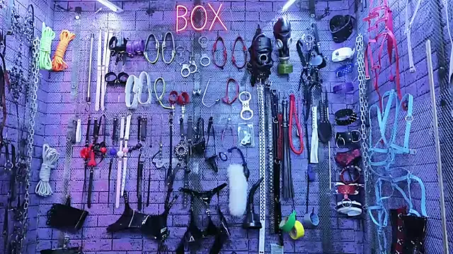 PANDORANEZZ online show from December 21, 4:41 am