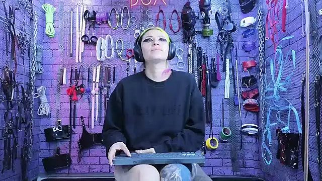 PANDORANEZZ online show from December 29, 2:49 am