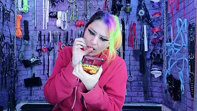 Snapshot of PANDORANEZZ chatting on March 23, 4:11 pm PANDORANEZZ online show from March 23, 4:11 pm