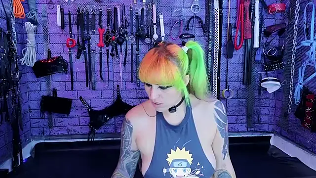 Snapshot of PANDORANEZZ chatting on May 12, 1:58 am PANDORANEZZ online show from May 12, 1:58 am
