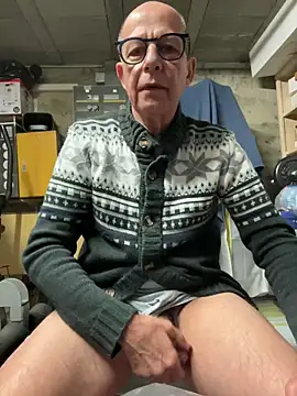 Relnnet online show from December 4, 10:30 pm