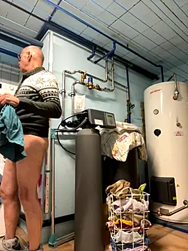 Relnnet online show from October 6, 11:07 am