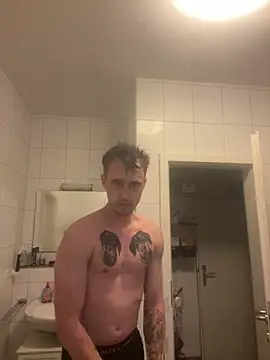 Snapshot of TheJerkingGuy chatting on March 19, 6:01 pm TheJerkingGuy online show from March 19, 6:01 pm