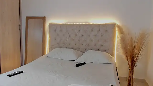 mariam hill online show from September 26, 8:57 pm