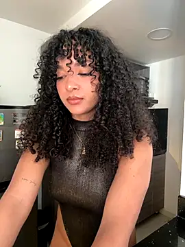 mariam hill online show from October 4, 4:16 pm