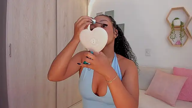 mariam hill online show from March 28, 1:33 pm