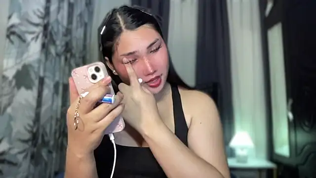 Snapshot of Miss_Deliciousness chatting on October 1, 3:40 pm Miss Deliciousness online show from October 1, 3:40 pm