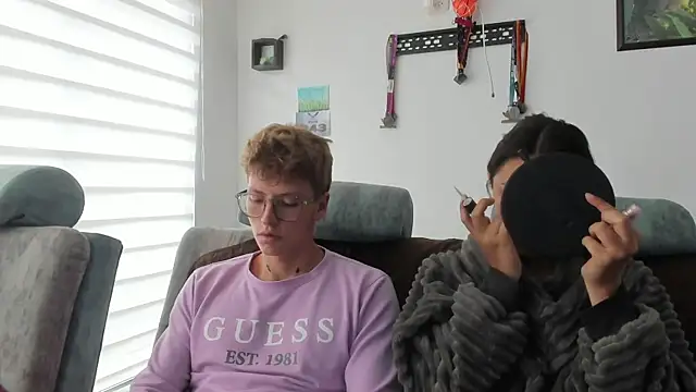 A sexy couple   online show from September 23, 7:06 pm