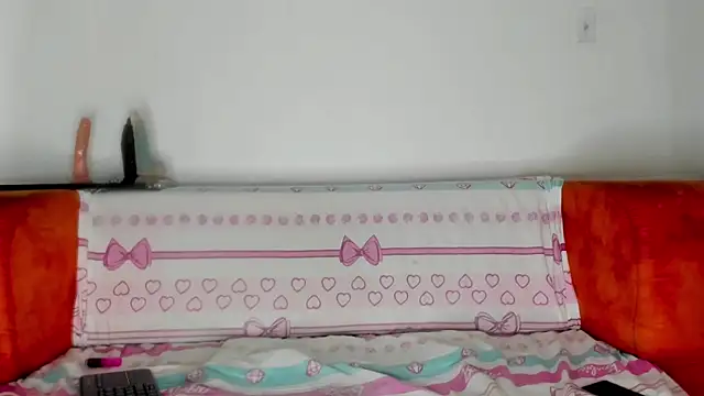 moana taylor online show from February 6, 5:30 pm