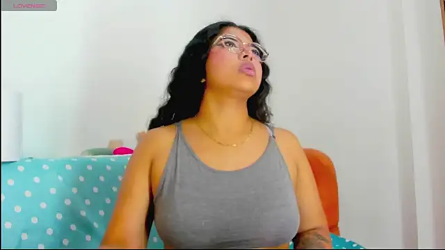 moana taylor online show from May 14, 9:16 am