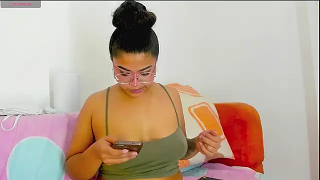 moana taylor online show from May 30, 1:08 pm