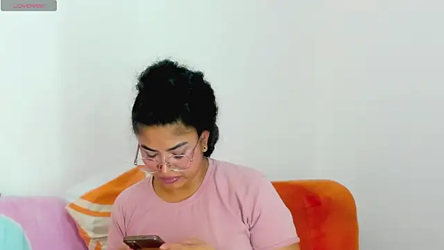 moana taylor online show from June 27, 12:22 pm