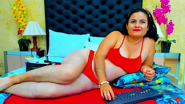 SaraBernarrd online show from January 9, 5:02 am