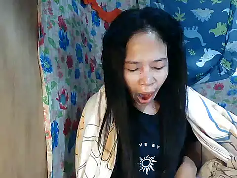 Snapshot of PinaySkinnyGirl chatting on March 16, 9:52 pm PinaySkinnyGirl online show from March 16, 9:52 pm