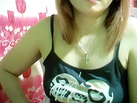 Snapshot of ashlylove25 chatting on November 26, 3:57 pm ashlylove25 online show from November 26, 3:57 pm