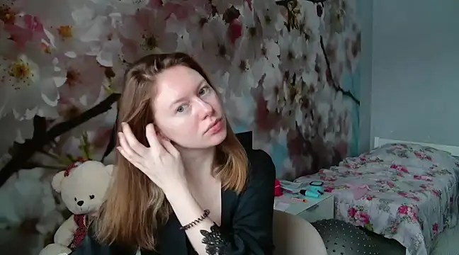 Snapshot of ConnieDaw chatting on December 19, 6:23 am ConnieDaw online show from December 19, 6:23 am