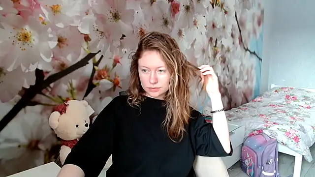 Snapshot of ConnieDaw chatting on January 18, 8:10 am ConnieDaw online show from January 18, 8:10 am