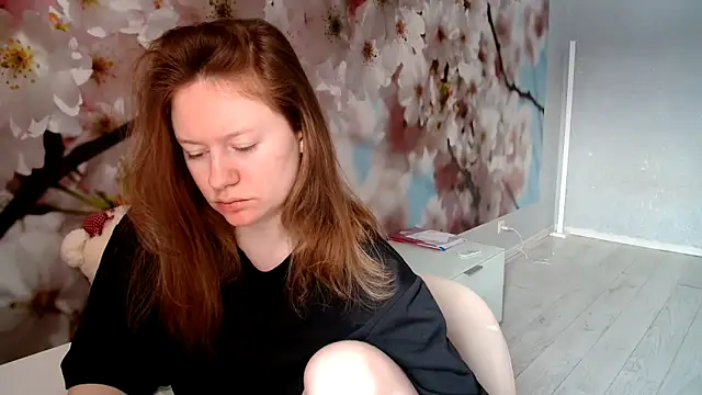 Snapshot of ConnieDaw chatting on February 12, 5:47 am ConnieDaw online show from February 12, 5:47 am