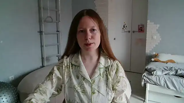 Snapshot of ConnieDaw chatting on October 28, 8:29 am ConnieDaw online show from October 28, 8:29 am