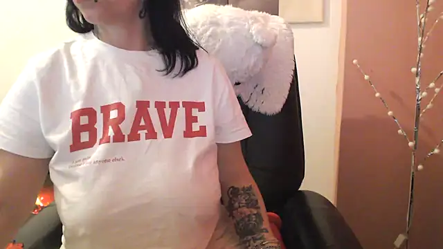 Snapshot of algodonyfresa chatting on November 16, 12:27 am algodonyfresa online show from November 16, 12:27 am