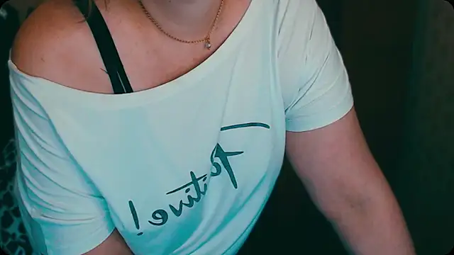 AlisaHot55 online show from October 3, 9:50 am