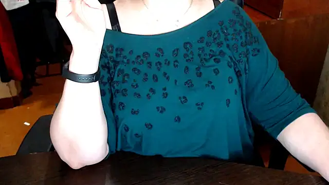 Snapshot of AlisaHot55 chatting on February 20, 11:54 am AlisaHot55 online show from February 20, 11:54 am