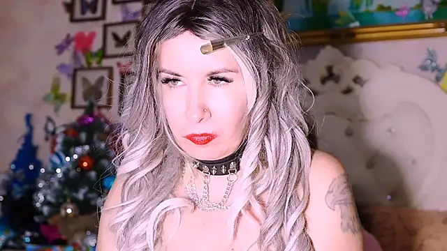 DirtySlut online show from December 28, 8:15 pm