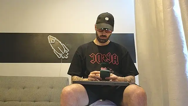 MattxFeet online show from January 13, 5:18 pm